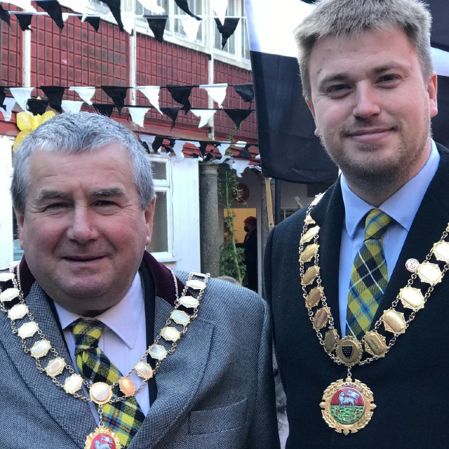 mayor-and-deputy-22.jpg
